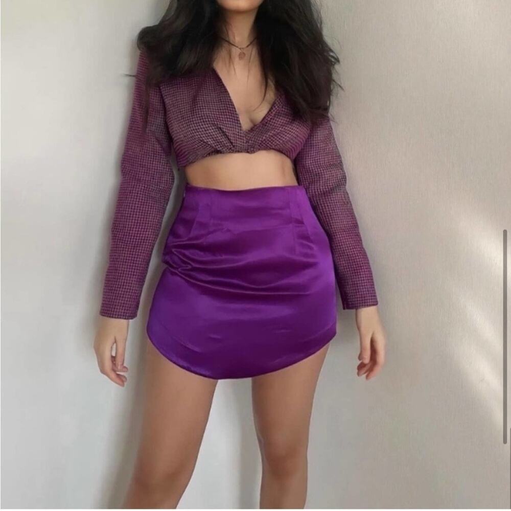 Zara Purple Satin Effect Mini Skirt Size Medium - Picture 5 of 16